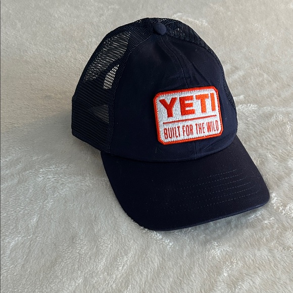 YETI Dark Blue Trucker Cap - Picture 6 of 11